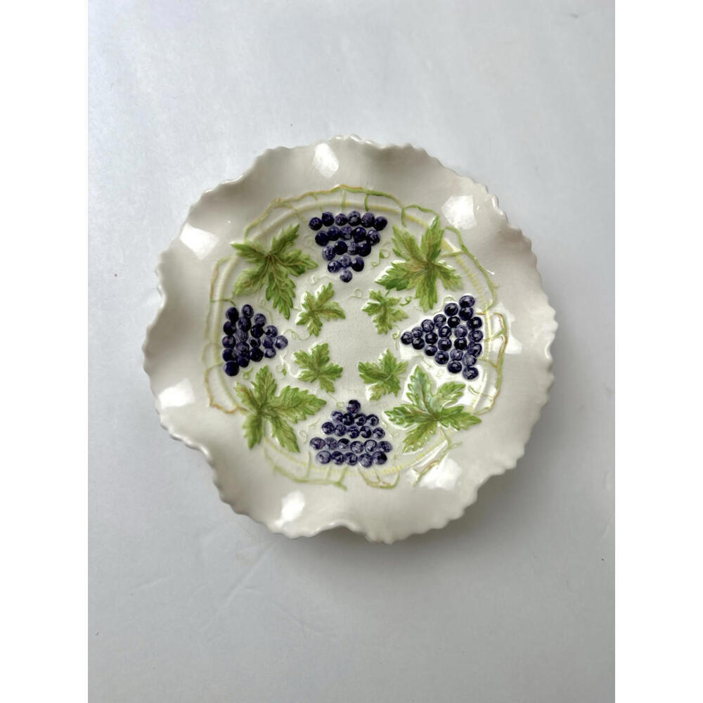 Scalloped Edge Antique Dish Ceramic Bowl 1962 hand painted with purple grapes - Picture 2 of 7